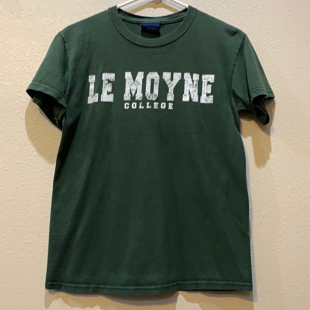 Le Moyne College, size S tee shirt